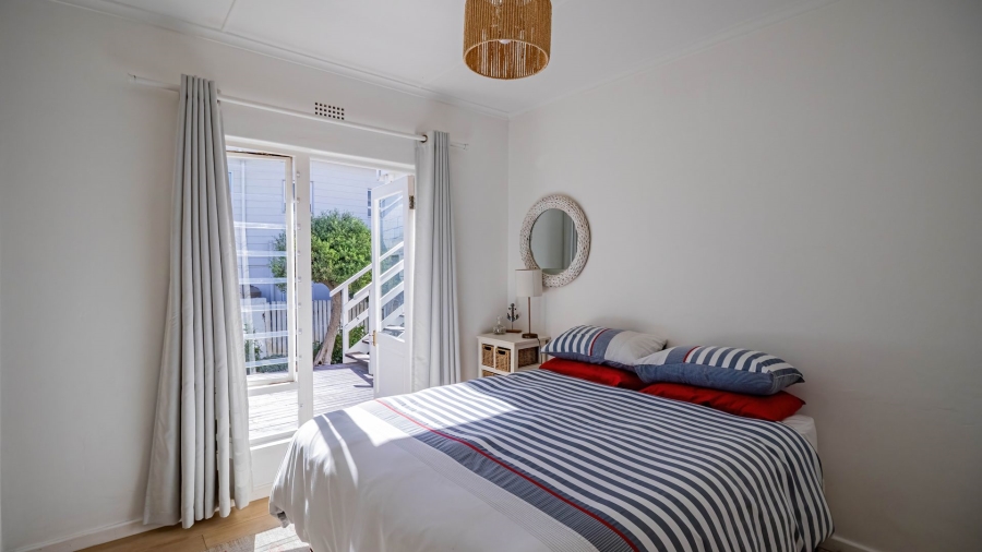 4 Bedroom Property for Sale in Yzerfontein Western Cape